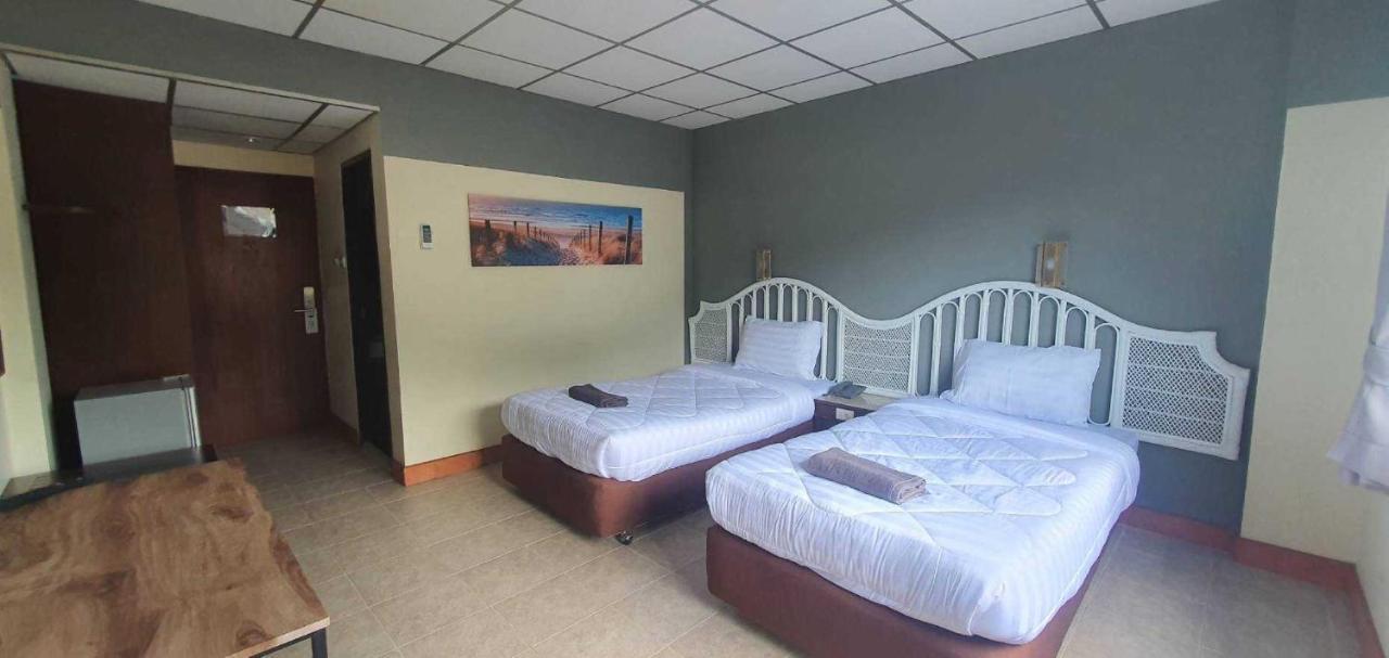 Phuket Nora Bukit Hotel מראה חיצוני תמונה